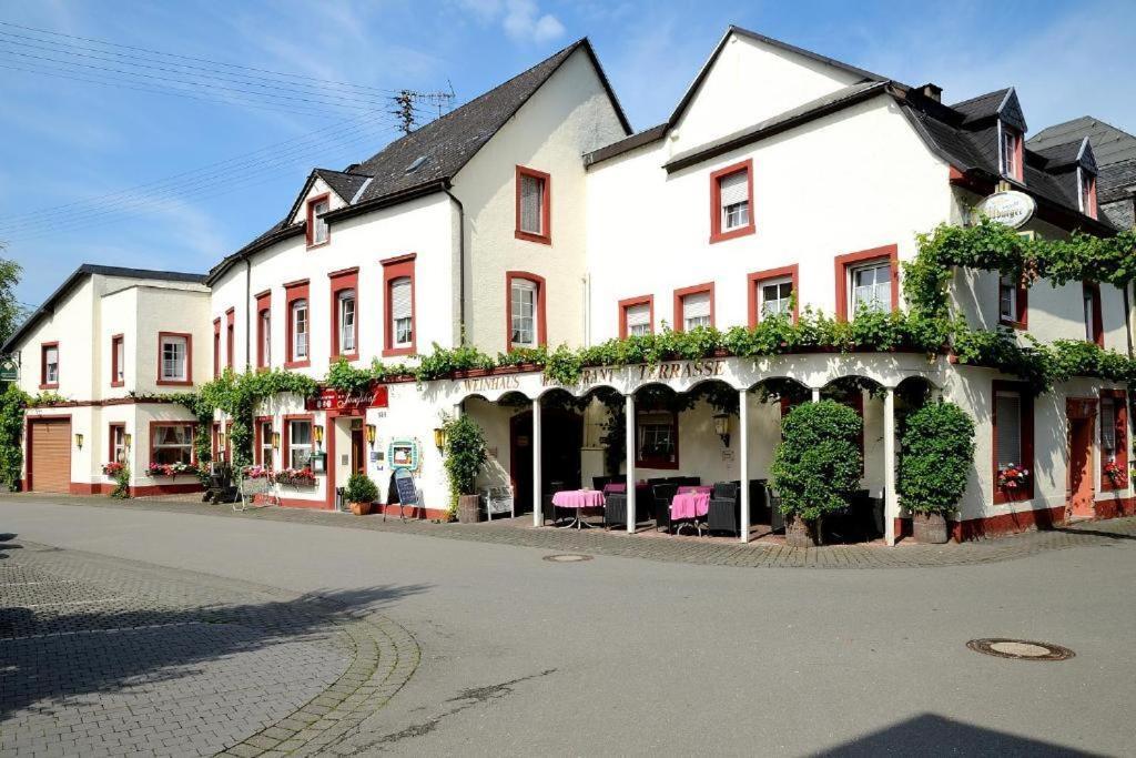 Weinhaus Hotel Zum Josefshof Graach 외부 사진